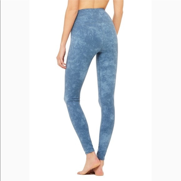 Alo Yoga Denim Acid Wash High Waisted 